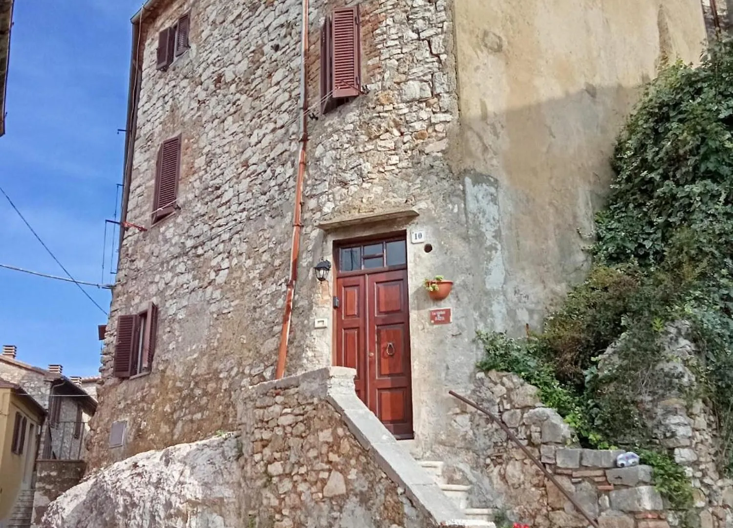 La Casina Di Asia Semproniano Apartment